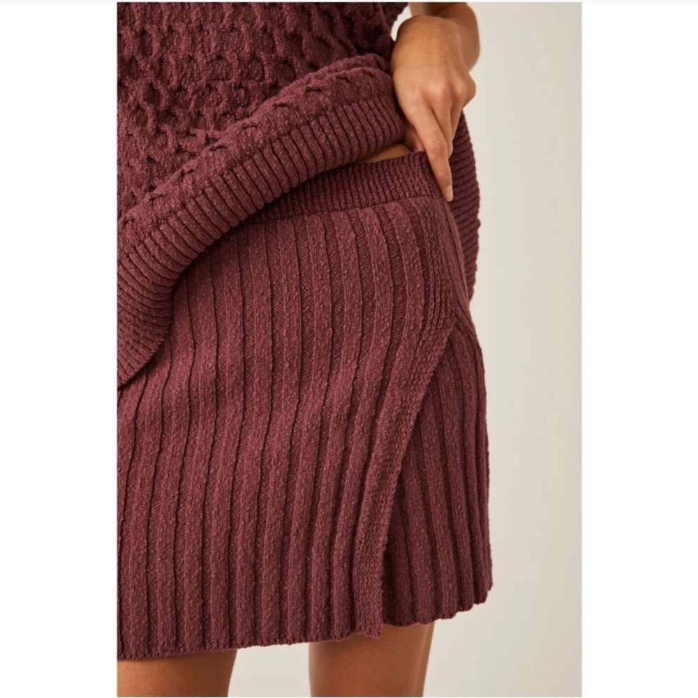 Free People Deep Plum Ribbed knit Mini Skirt Sz M cotton mix fabric preloved
